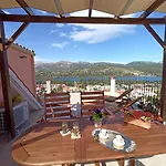 Nefeli Seaview Apartment