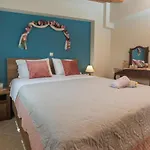 Nefeli Seaview 아르고스톨리온