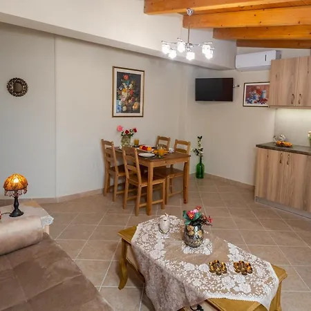 Nefeli Seaview أرغوستولي