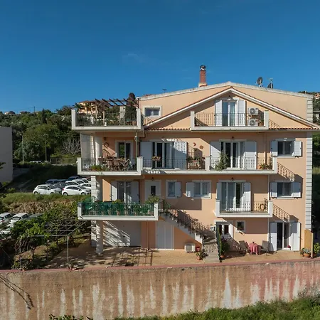 Nefeli Seaview Appartamento